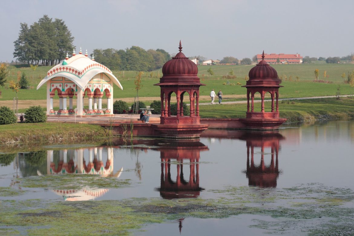 Krisna-völgy akkor és most